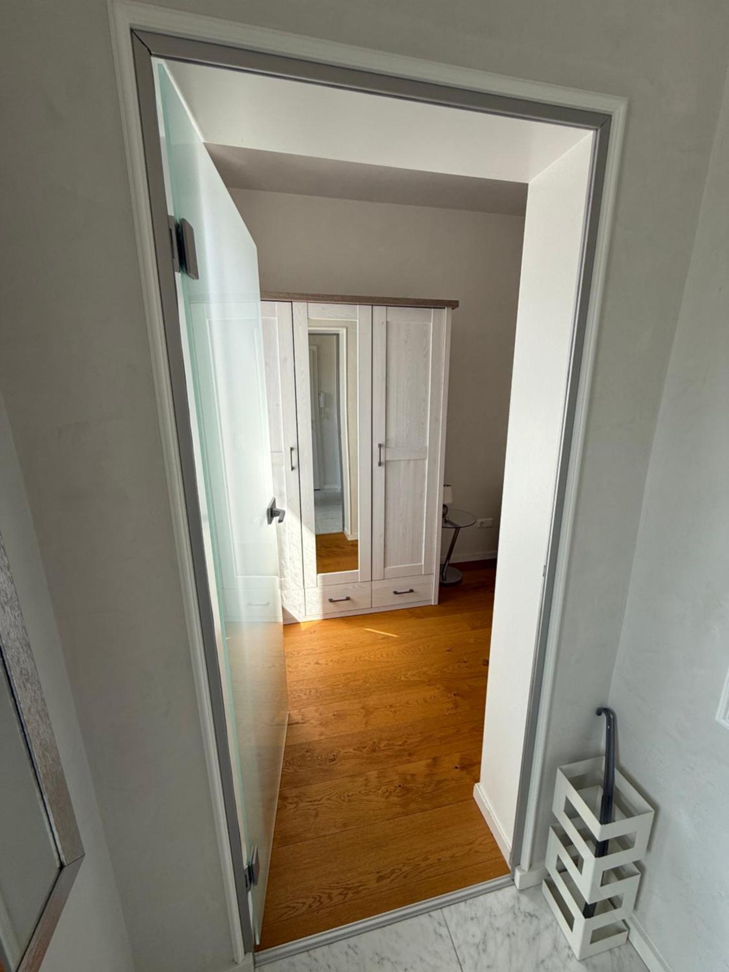 Apartment Number 5 *
